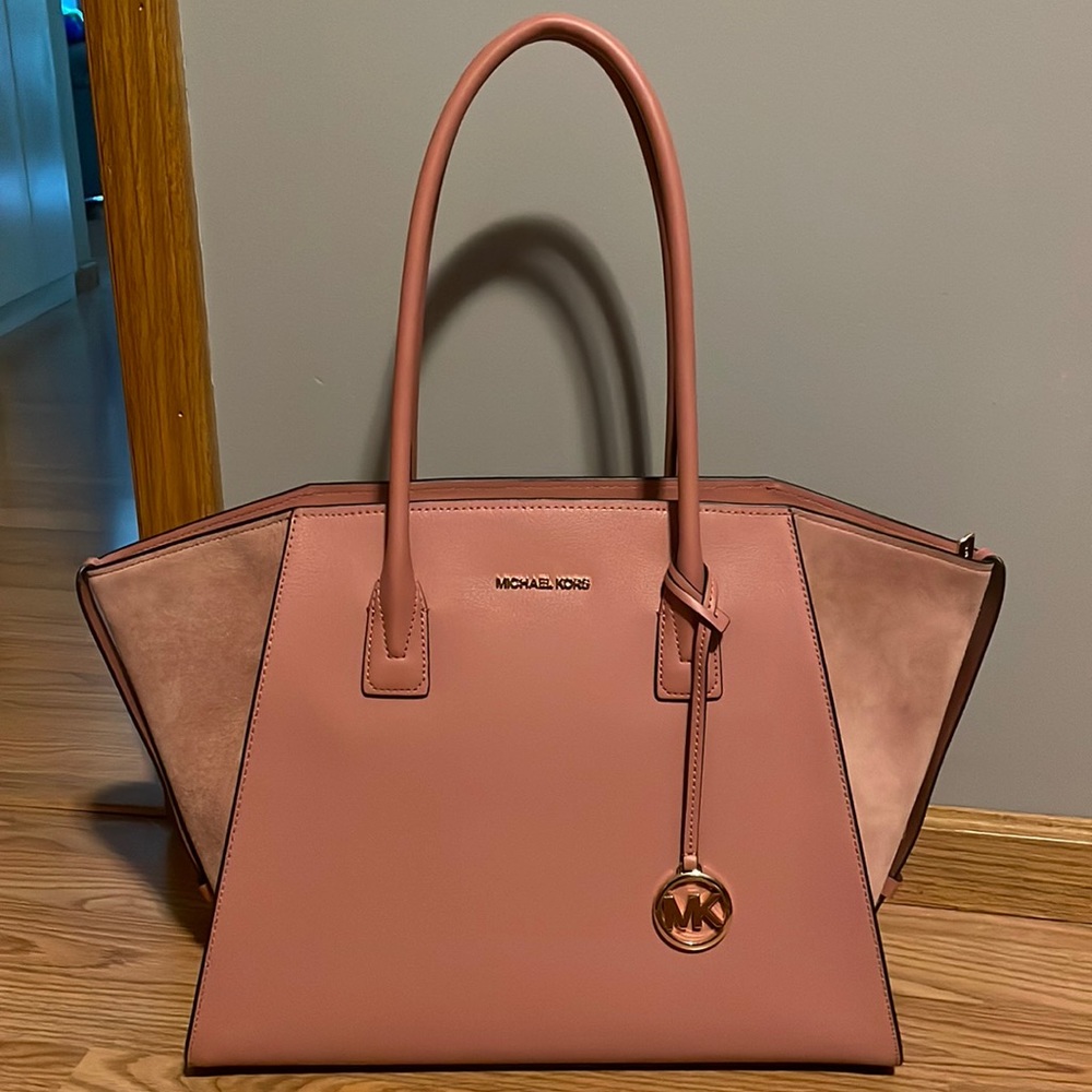 NWT Michael Kors AVRIL XL Top Zip Tote Handbag Rose Msrp:$558.00.